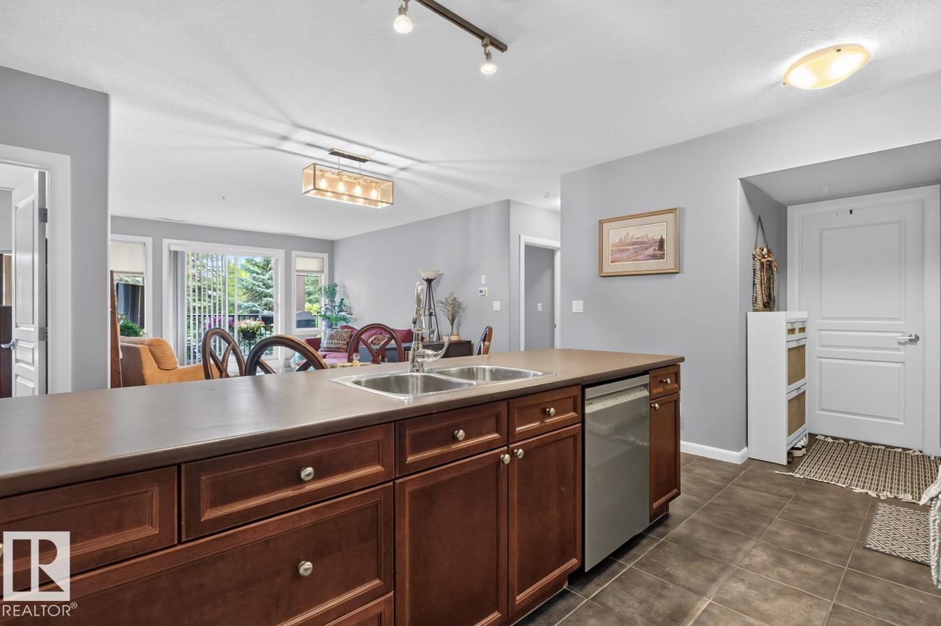 #213 501 Palisades WY, Centennial Village, Sherwood Park photo 5