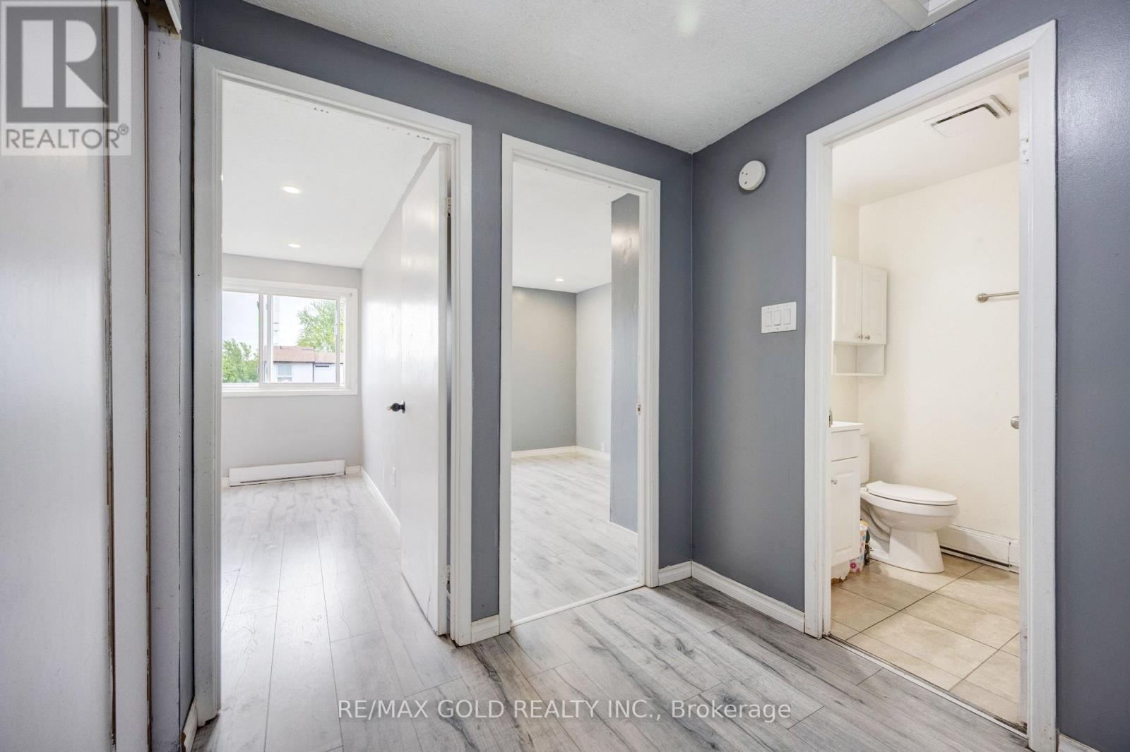 9 HAVENBROOK COURT - 16