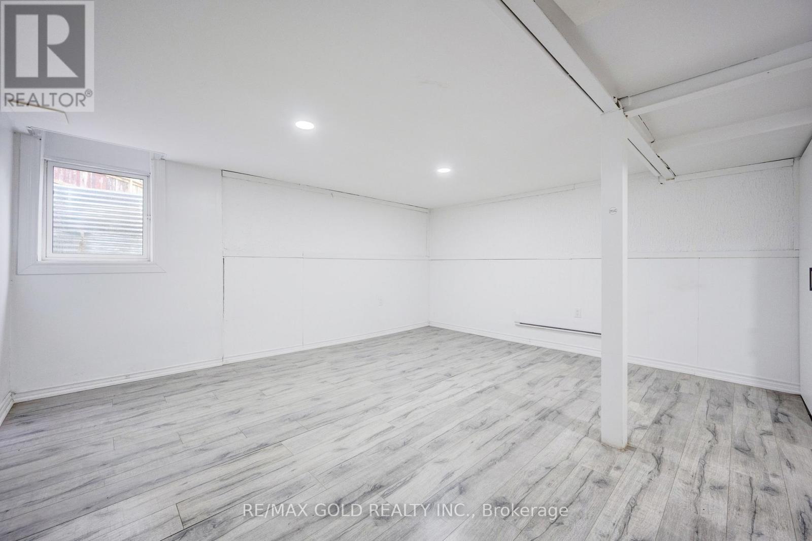 9 HAVENBROOK COURT - 24