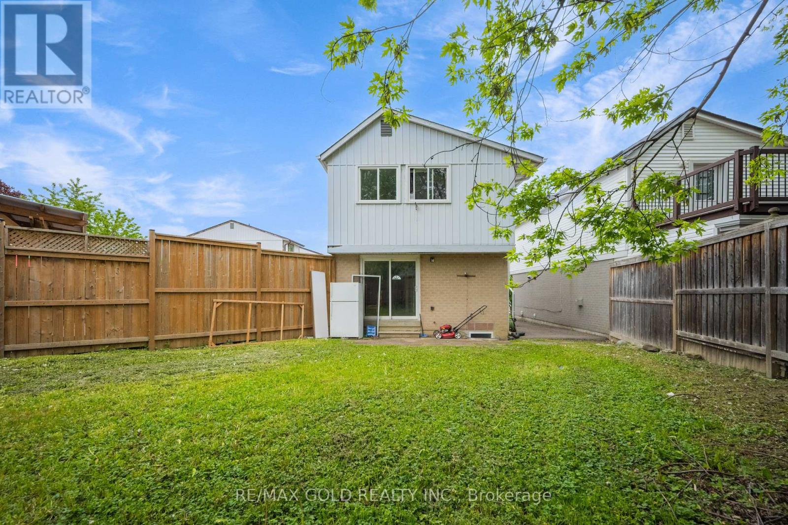 9 HAVENBROOK COURT - 30