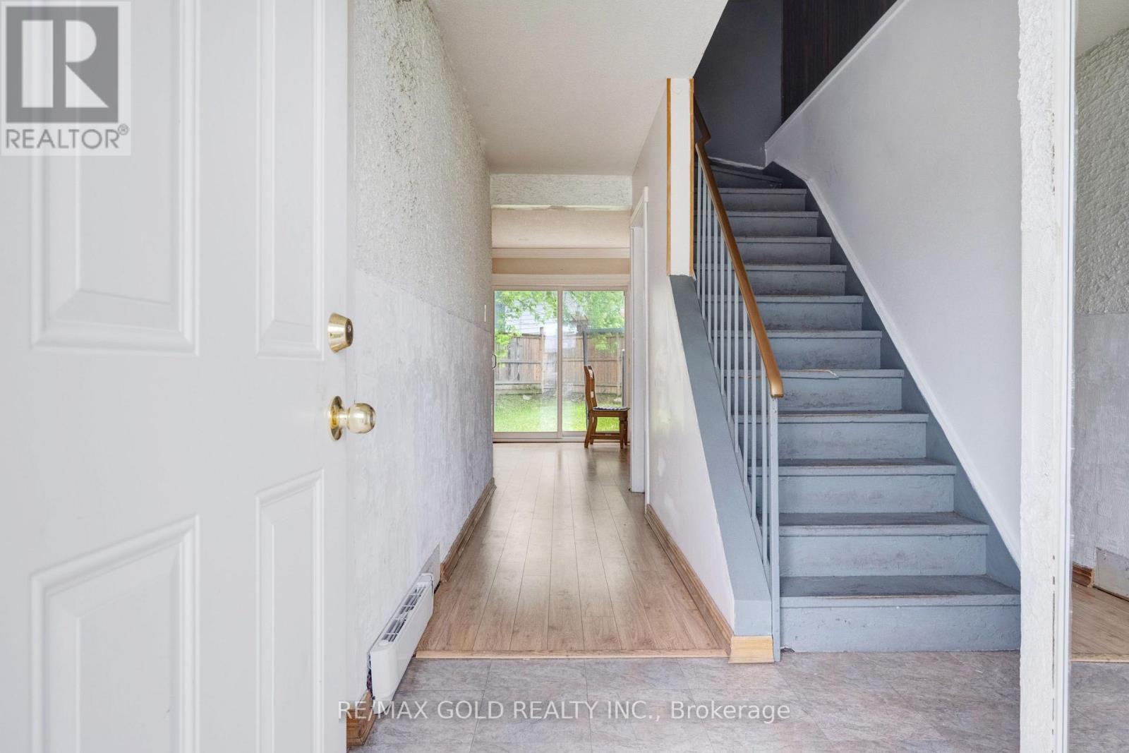 9 HAVENBROOK COURT - 4