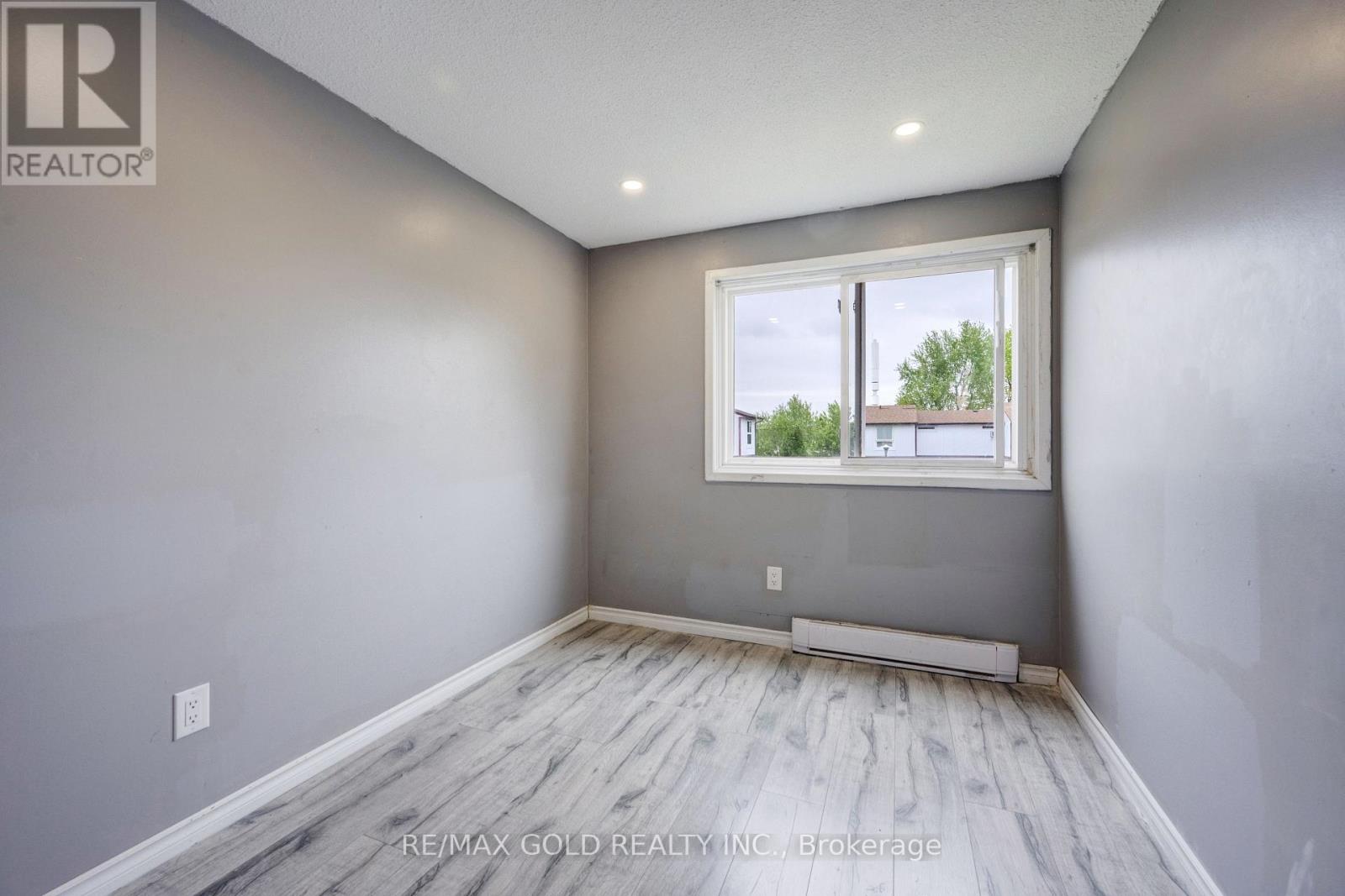 9 HAVENBROOK COURT - 9