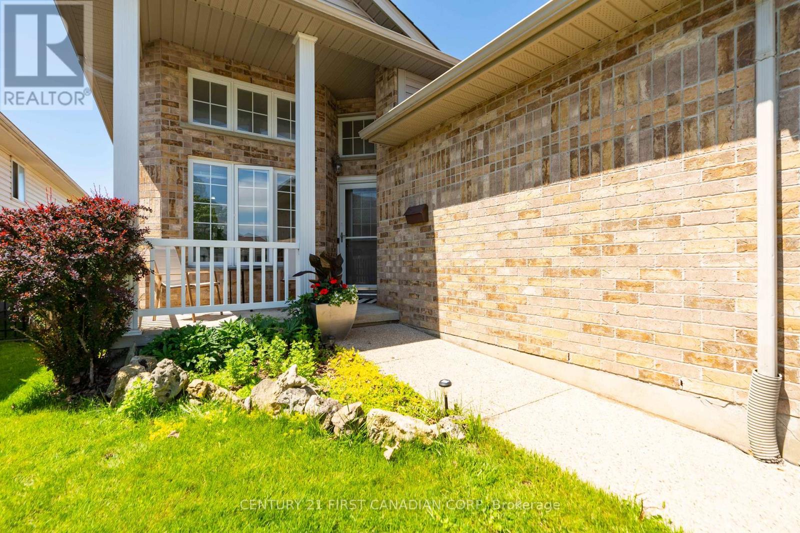 1287 NICOLE AVENUE - 21