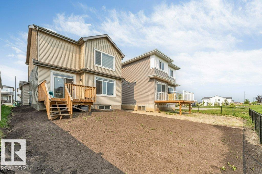 7017 54 AV - Image 41