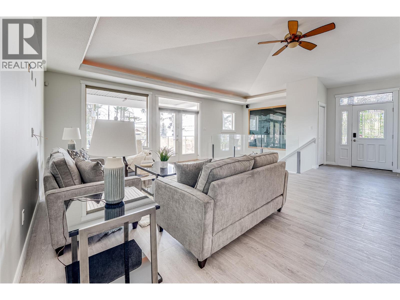 70 Lester Road - 14