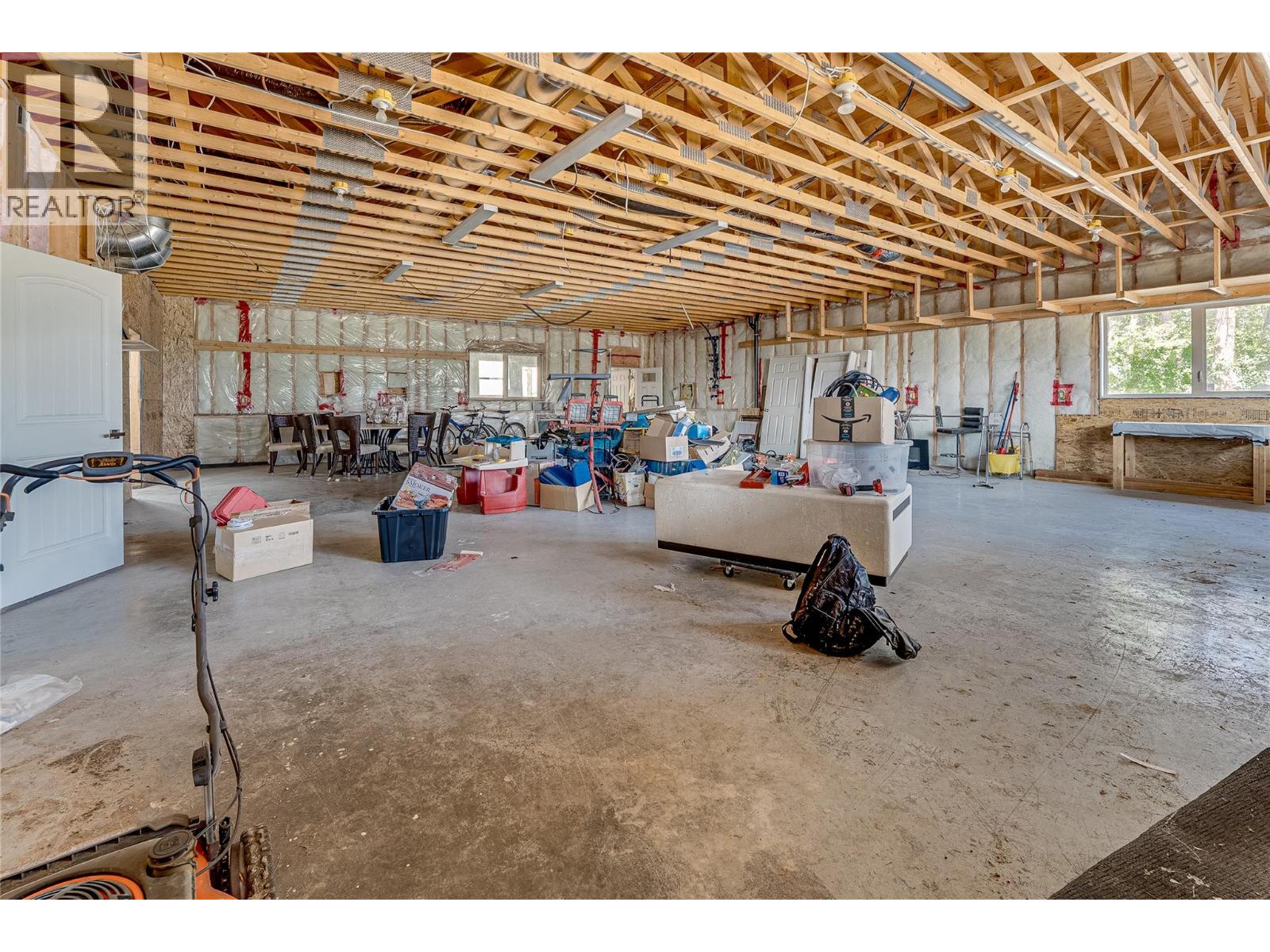 70 Lester Road - 39