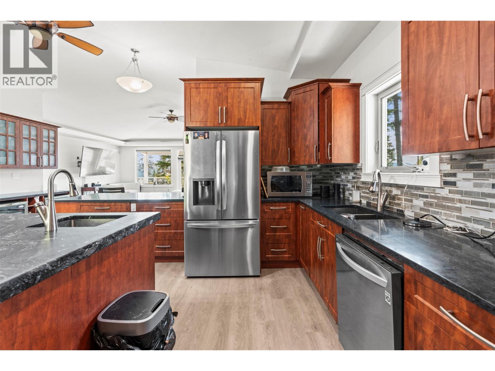 70 Lester Road - 5