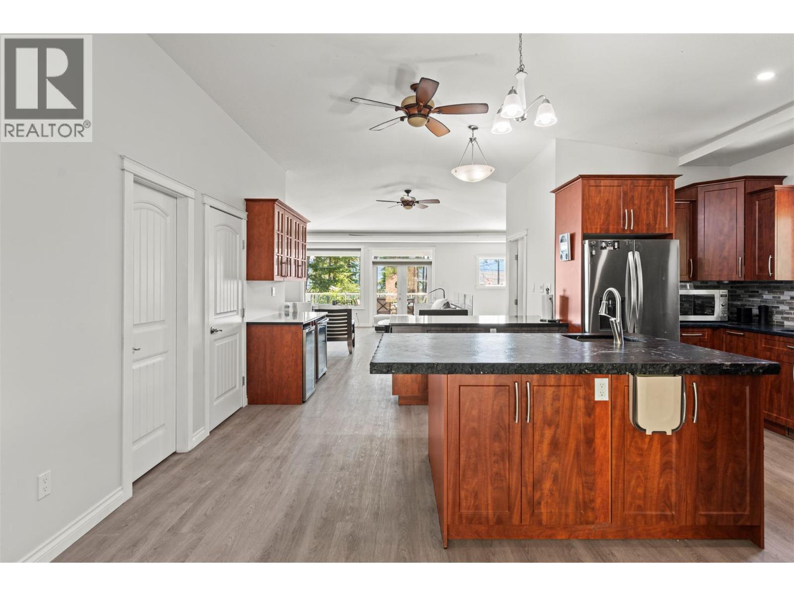 70 Lester Road - 10