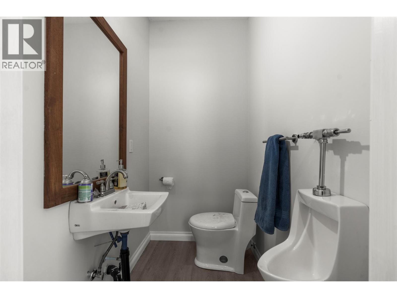 70 Lester Road - 30