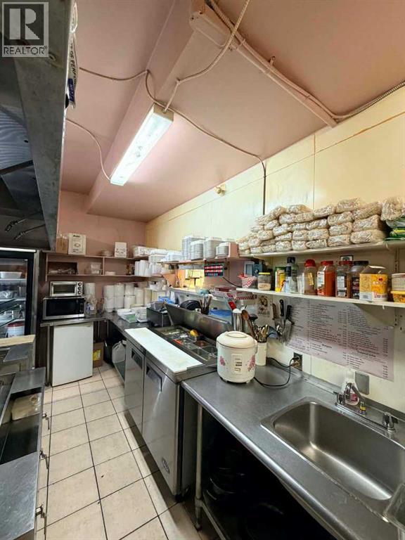 1123 Osler Street - Photo 5