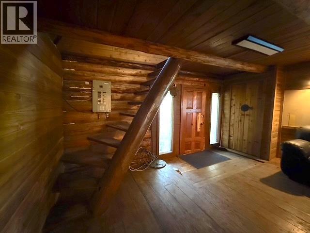 3178 POWELL ROAD - 9