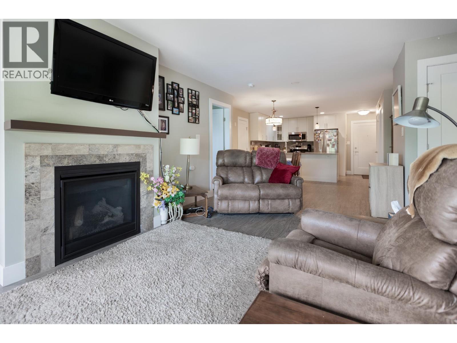#122 2055 INGLEDEW STREET - 5
