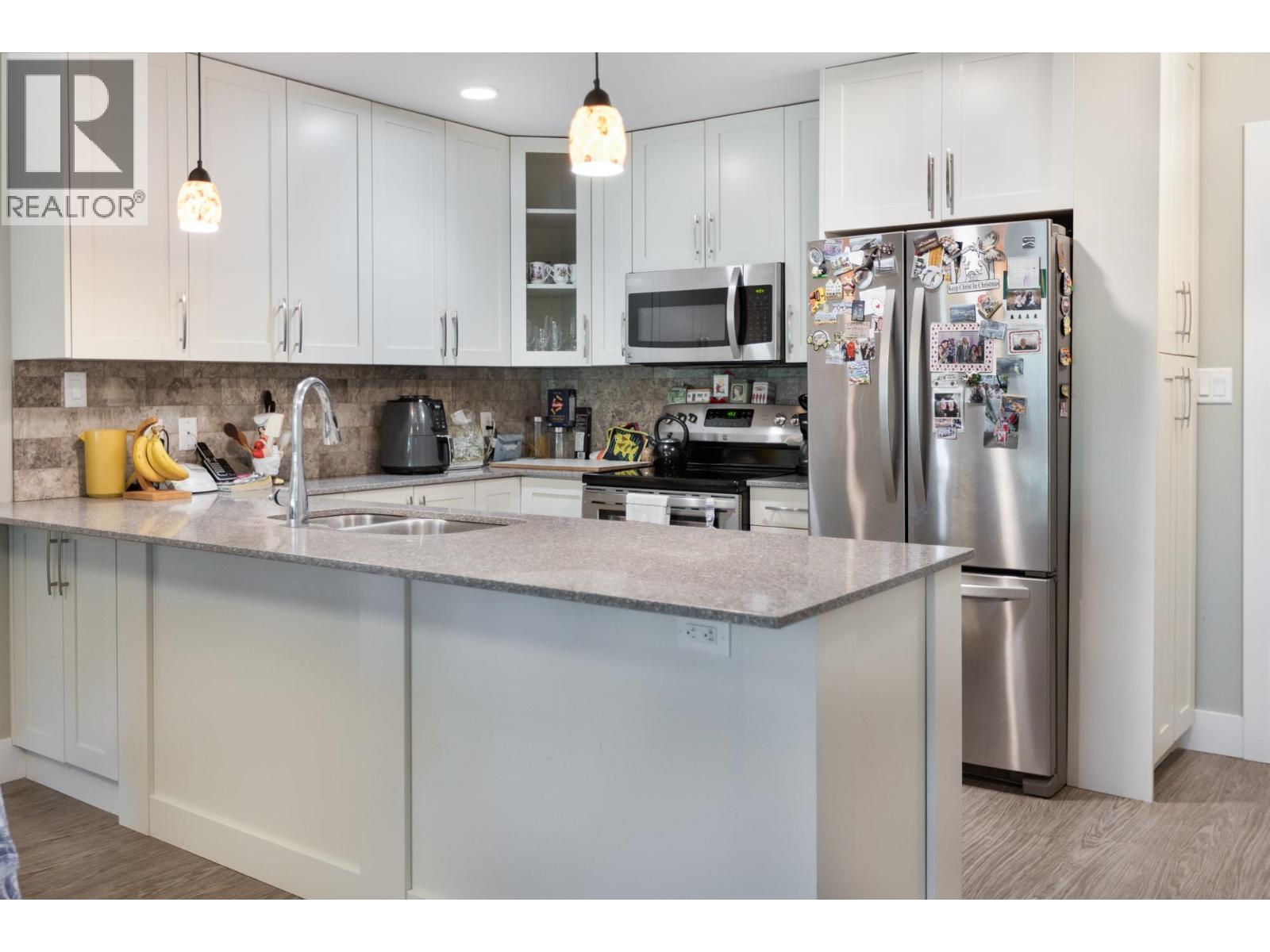 #122 2055 INGLEDEW STREET - 7