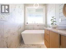 950 Mt Griffin Road, Vernon, BC V1B0A5 Photo 36