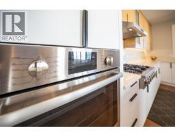 2pc Bathroom - 950 Mt Griffin Road, Vernon, BC V1B0A5 Photo 12