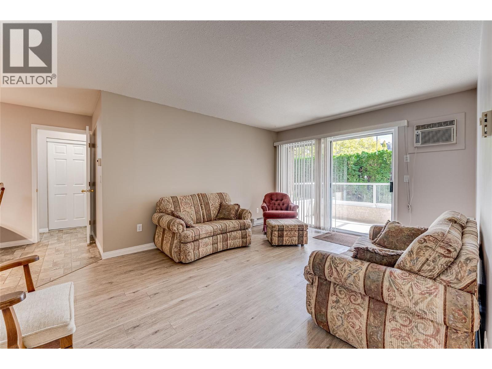 #208 3609 30 Avenue - 14