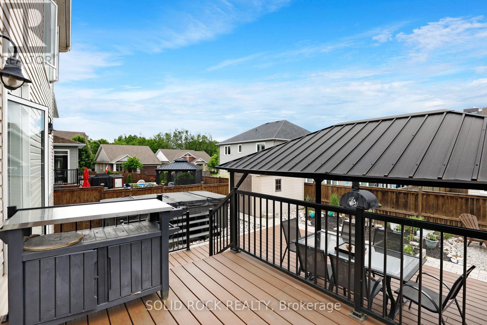 703 MASHKIG AVENUE - 38
