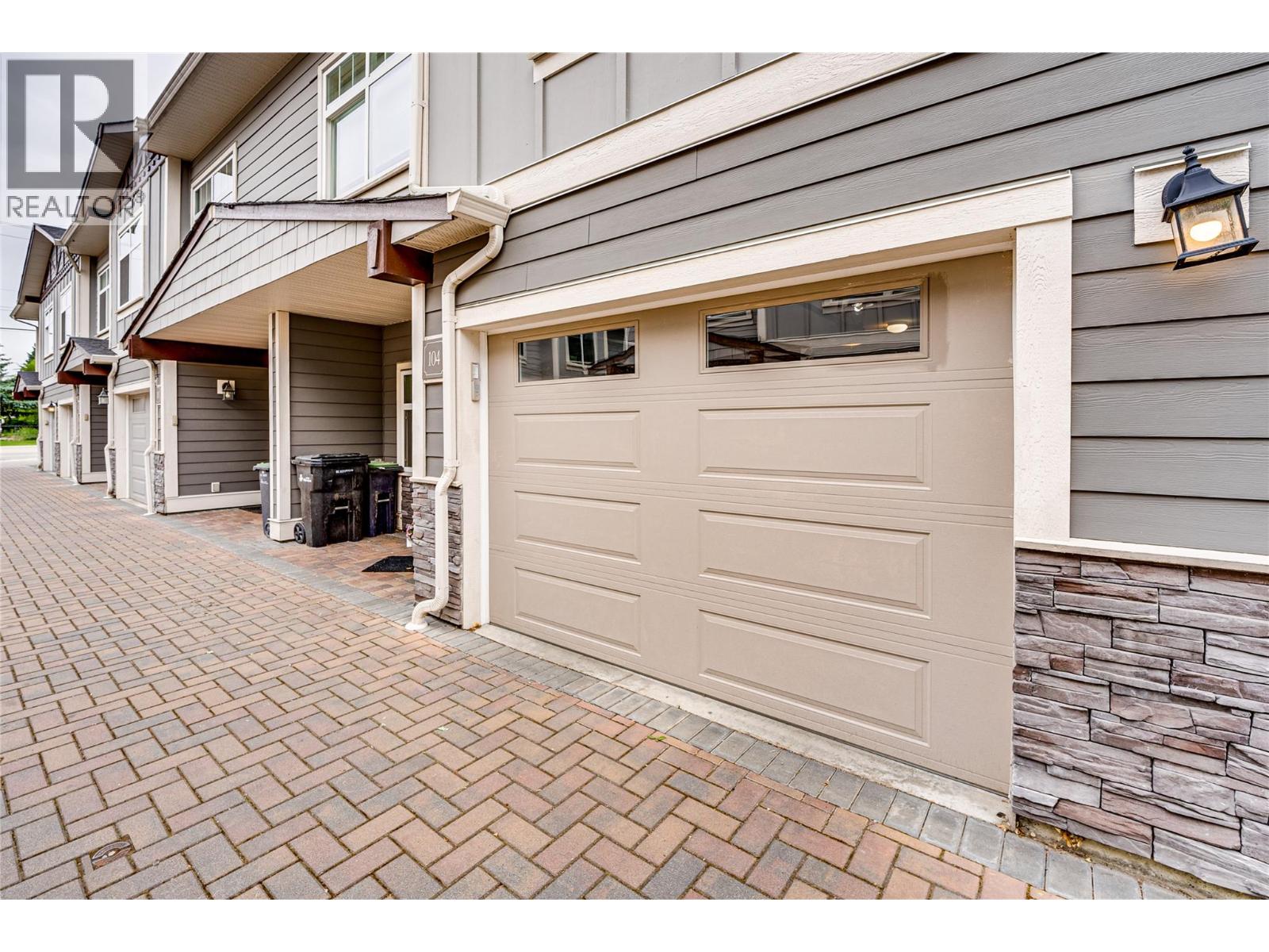 #104 3606 25 Avenue - 35