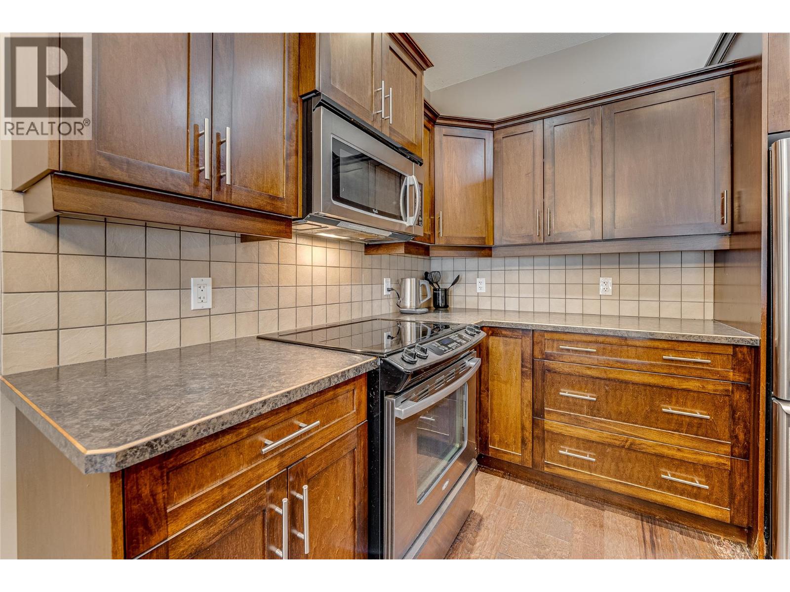 #104 3606 25 Avenue - 7