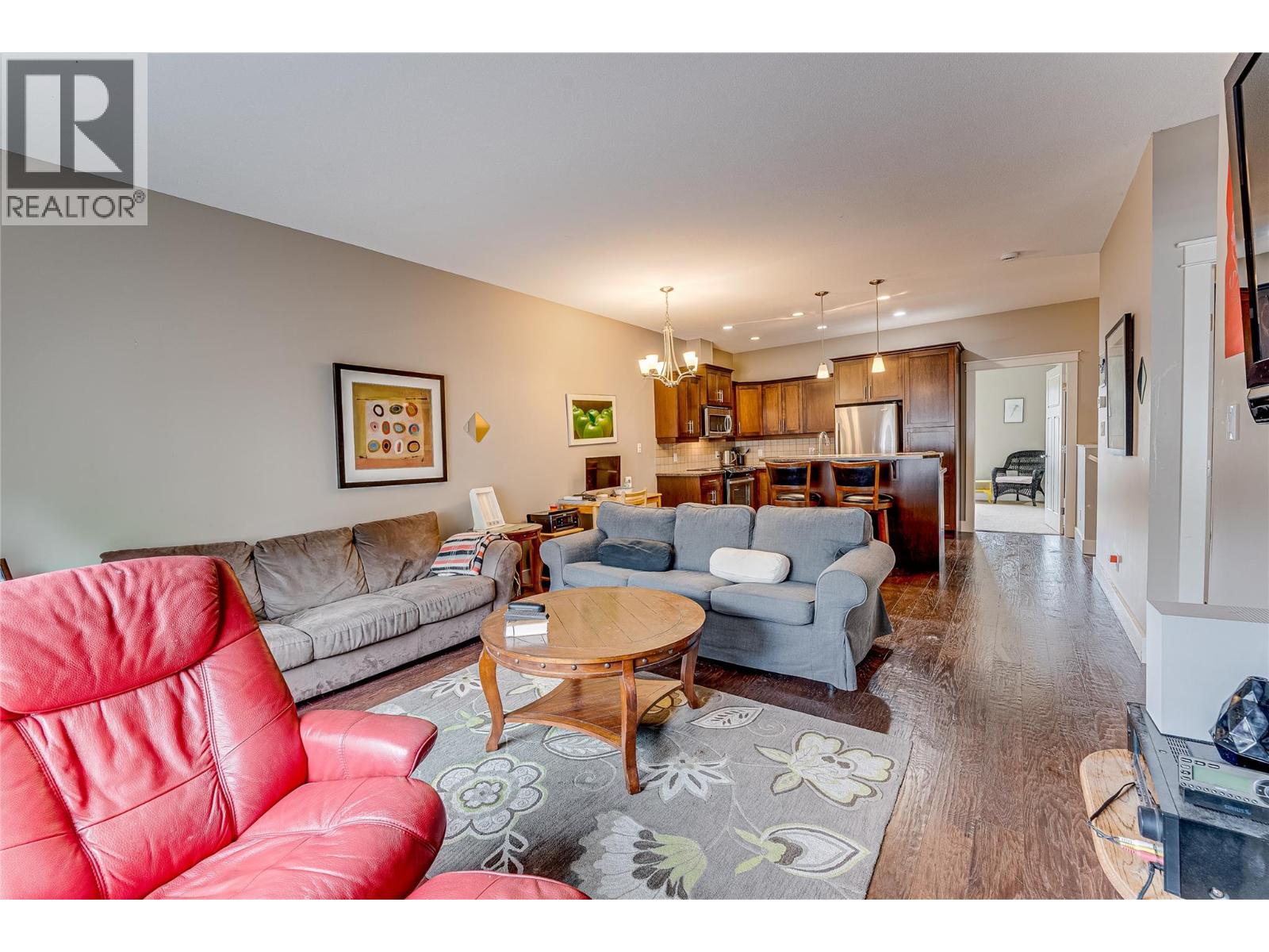 #104 3606 25 Avenue - 9