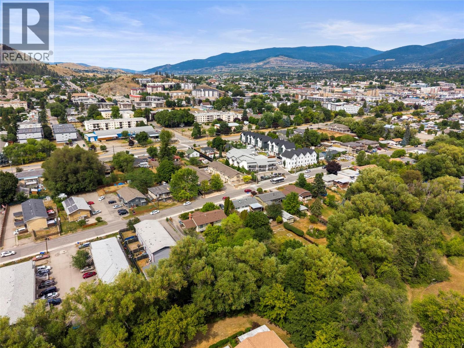 3706 24 Avenue - Image 11