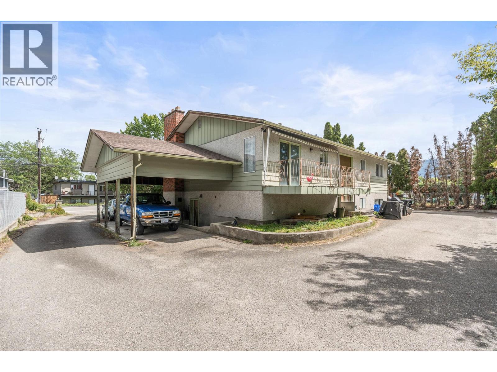 3706 24 Avenue - 2