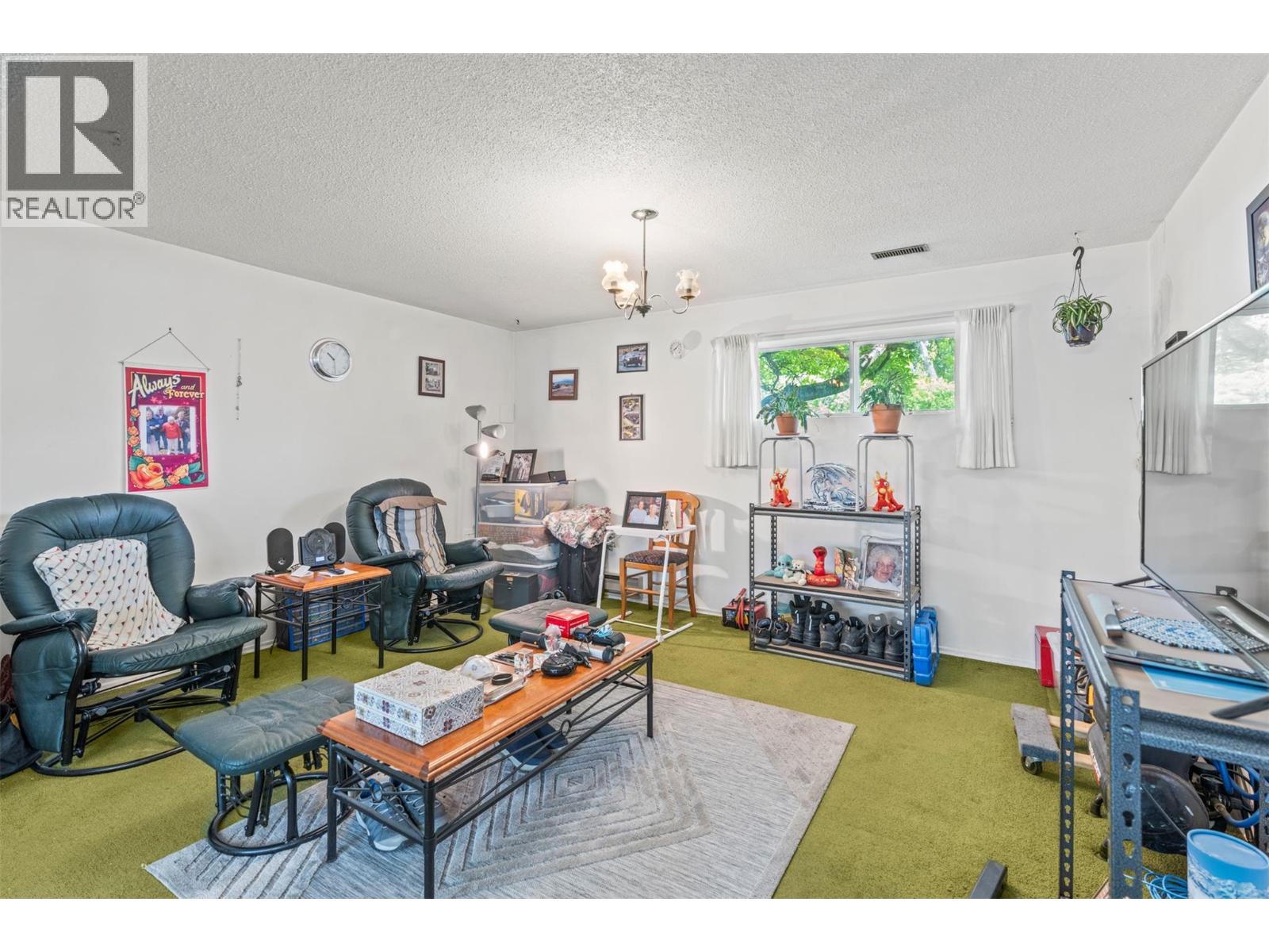 3706 24 Avenue - Image 33
