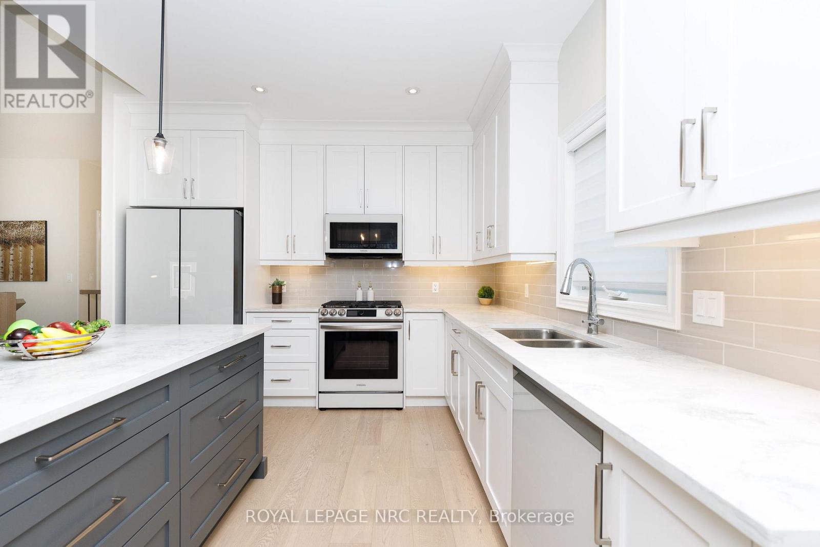 #6 154 PORT ROBINSON ROAD - Image 11