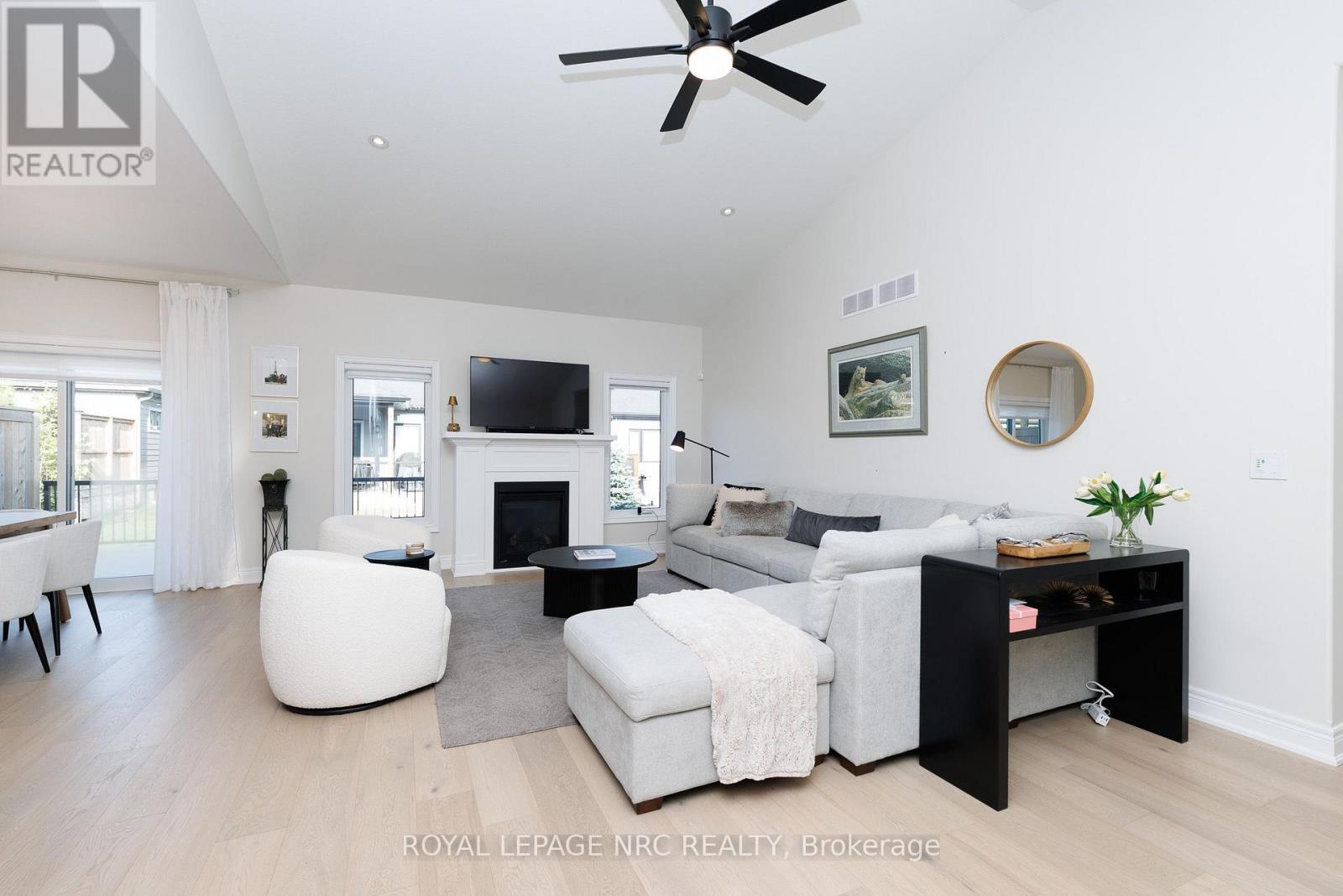 #6 154 PORT ROBINSON ROAD - Image 15