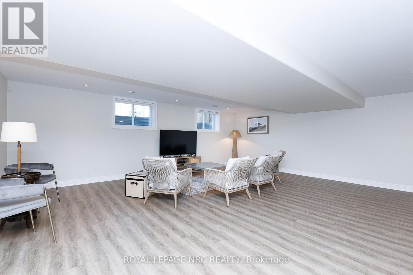#6 154 PORT ROBINSON ROAD - Image 27