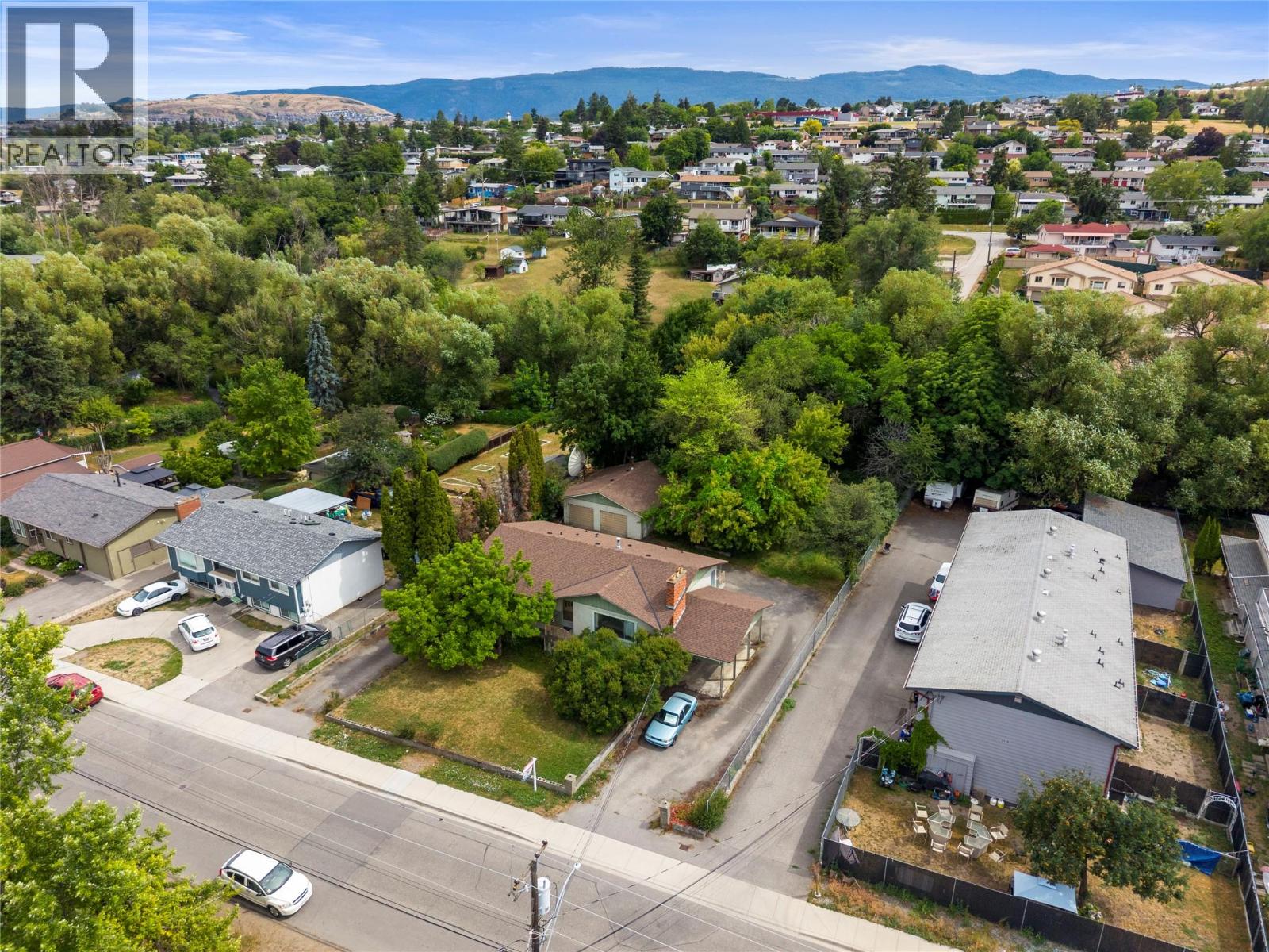 3706 24 Avenue - 17