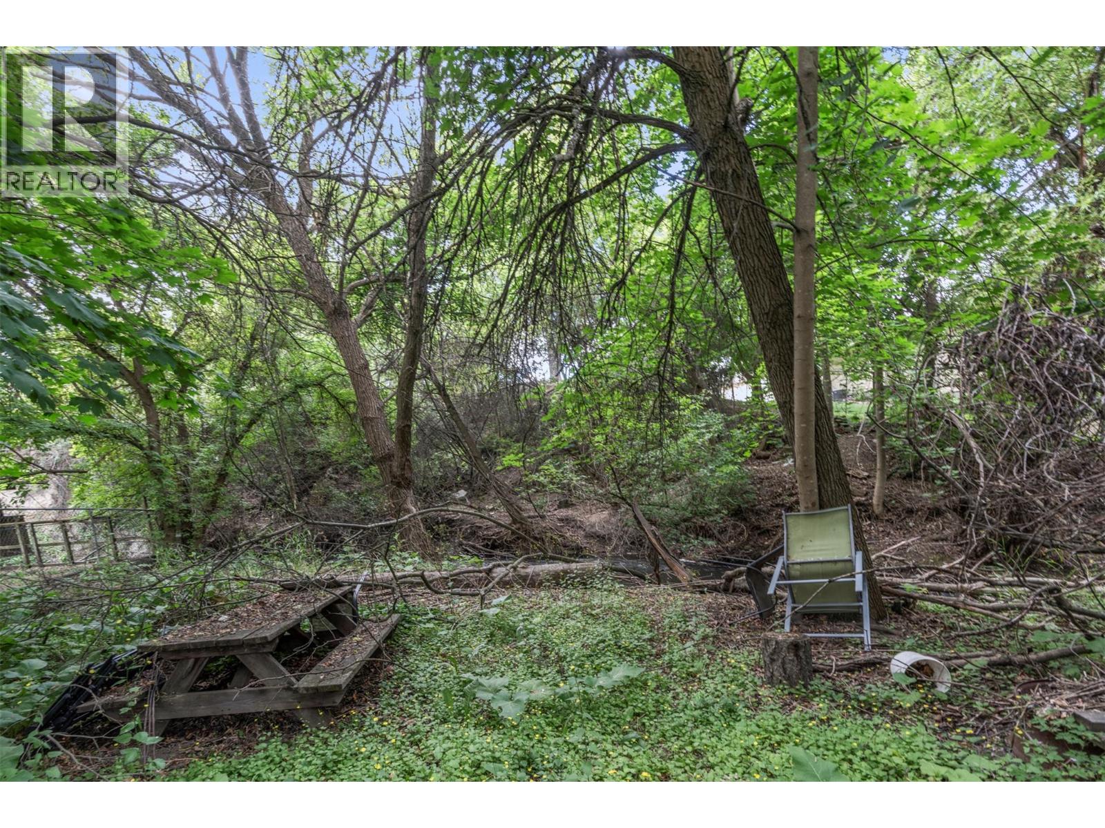 3706 24 Avenue - 41