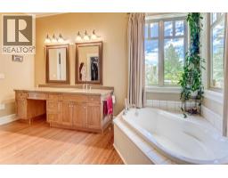 677 Cypress Drive, Vernon, BC V1B3Y5 Photo 36