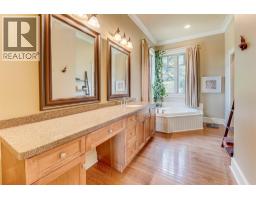 677 Cypress Drive, Vernon, BC V1B3Y5 Photo 32
