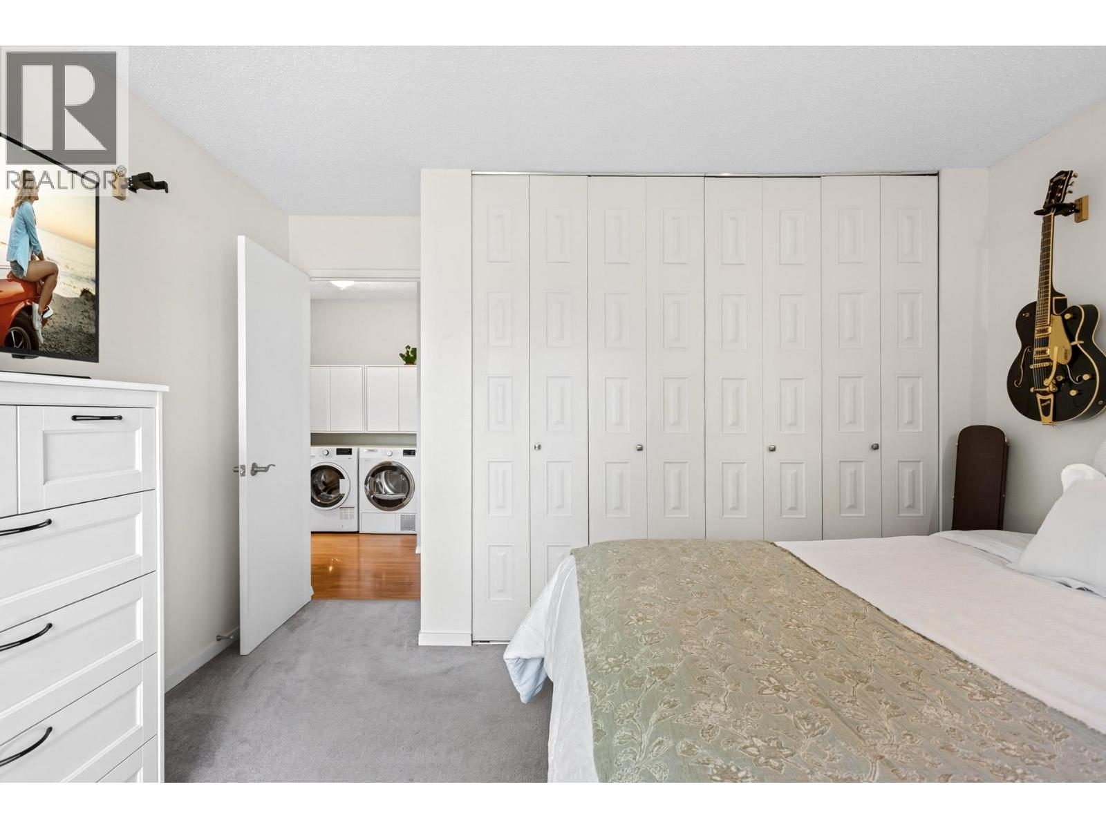 201 338 WARD STREET, New Westminster