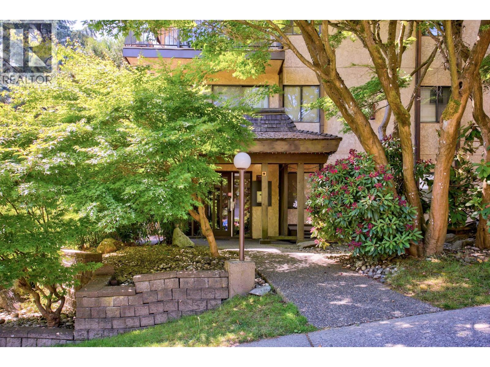 201 338 WARD STREET, New Westminster