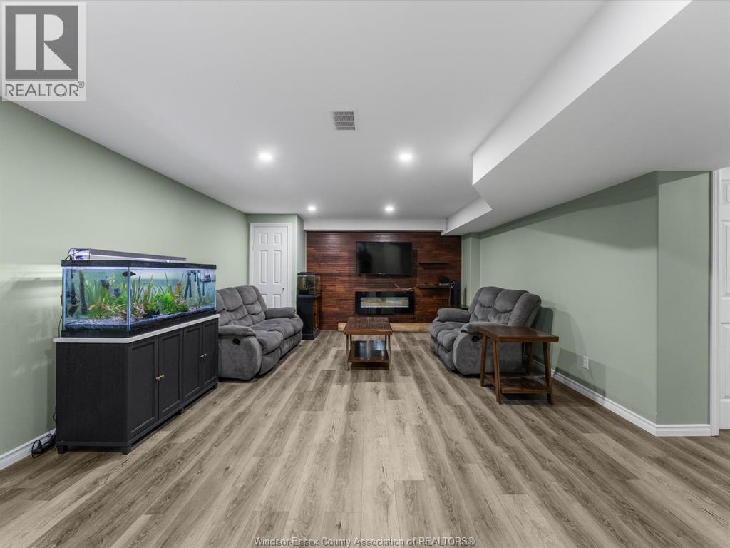 #5 85 CROSSWINDS BOULEVARD - 27