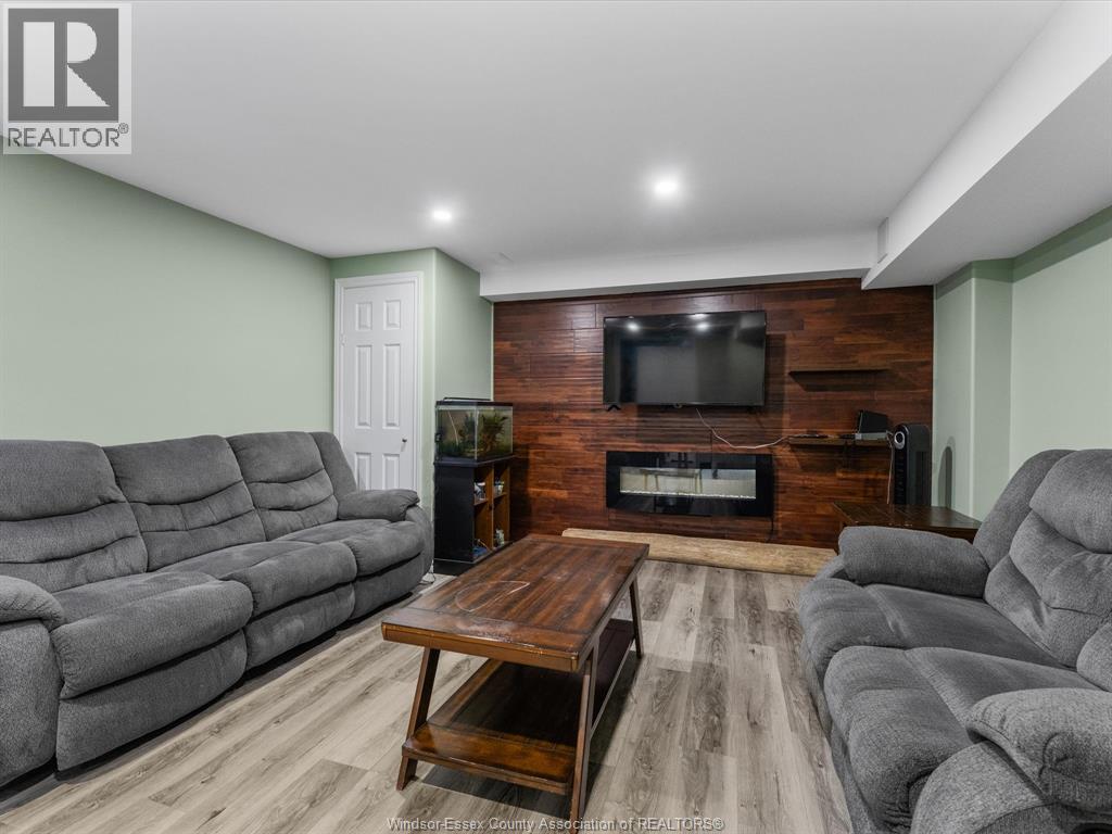 #5 85 CROSSWINDS BOULEVARD - 29