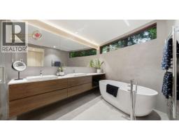 6510 Madrona Crescent, West Vancouver, BC V7W2J8 Photo 35
