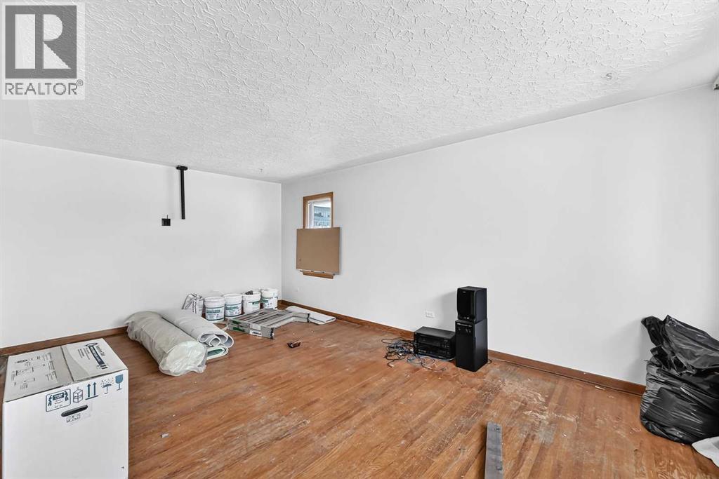 1701 32 Street SW - 10