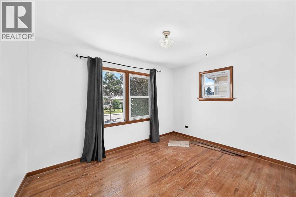 1701 32 Street SW - 16