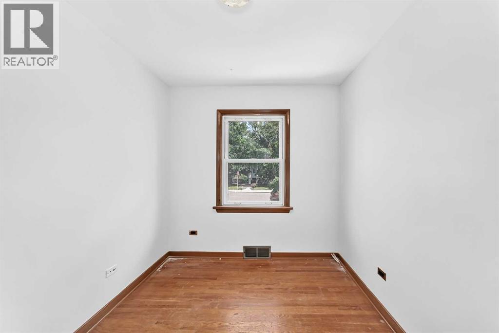 1701 32 Street SW - 20