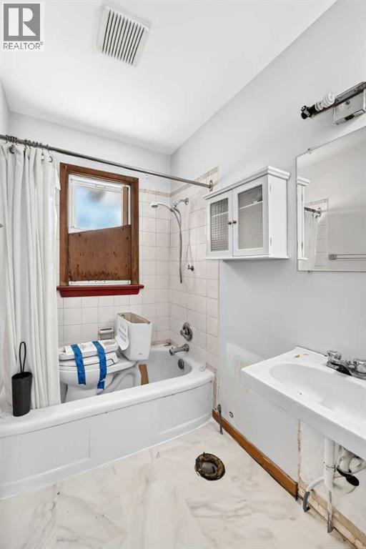 1701 32 Street SW - 23