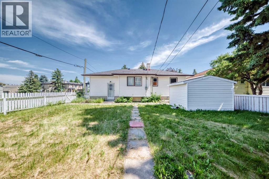 1701 32 Street SW - 45