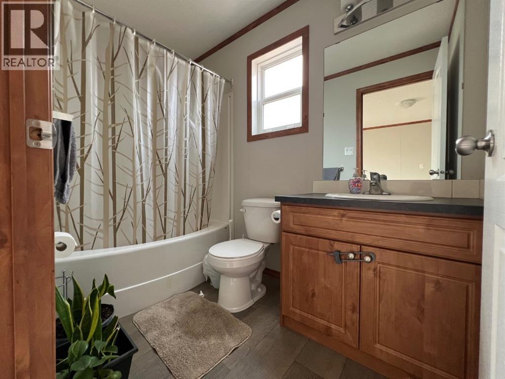 4002 Seasons Boulevard - Image 19