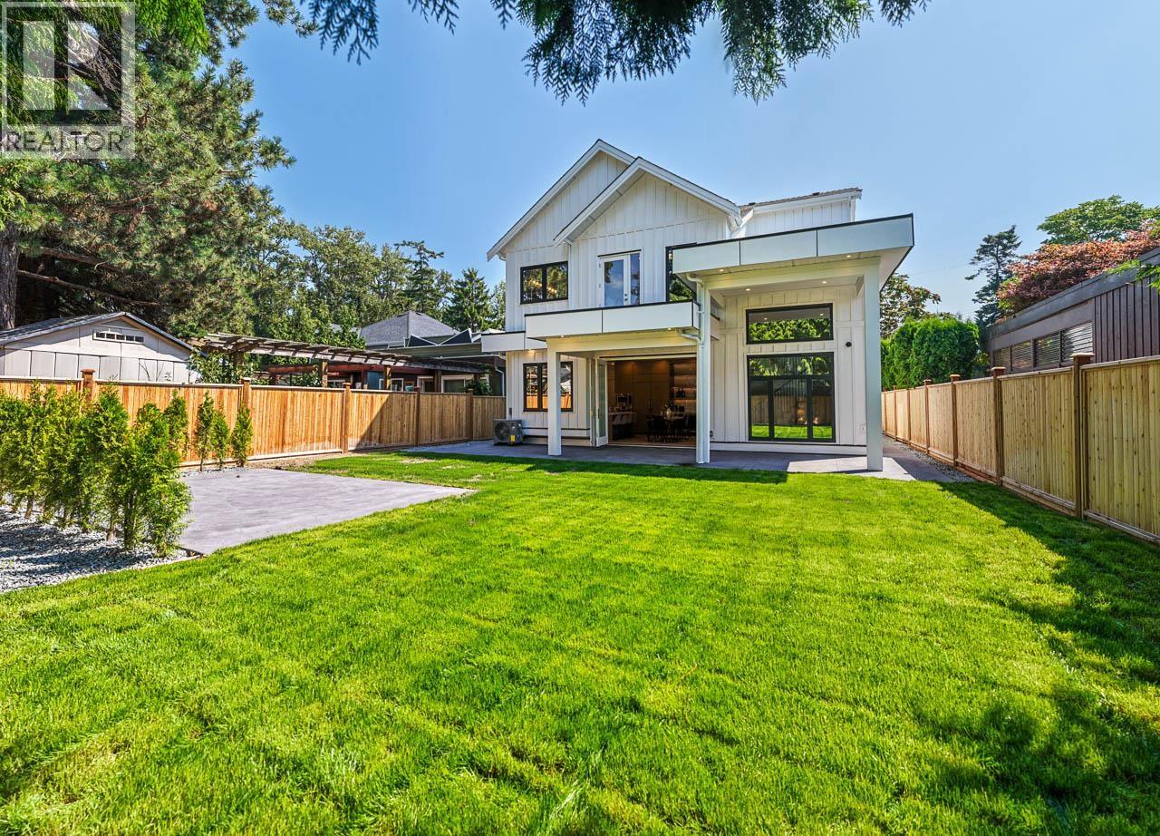 1735 ENDERBY AVENUE, Delta