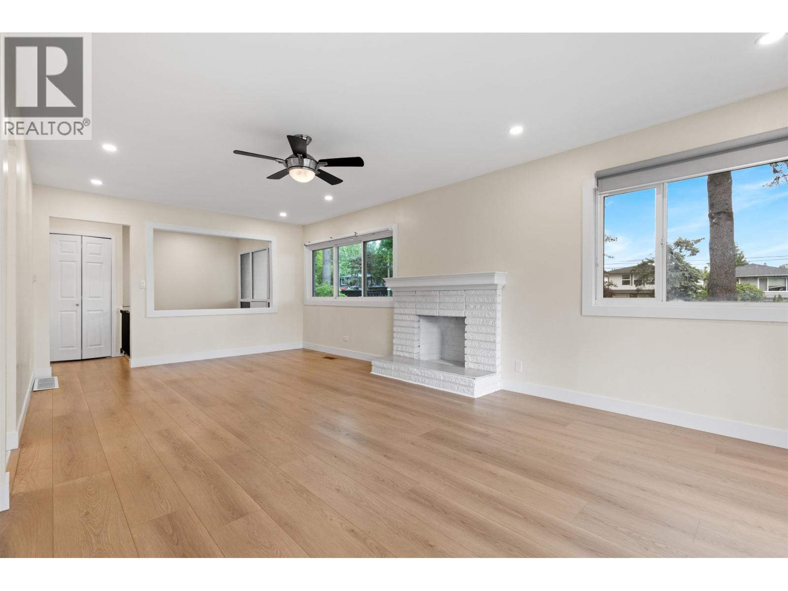 3755 COAST MERIDIAN ROAD, Port Coquitlam