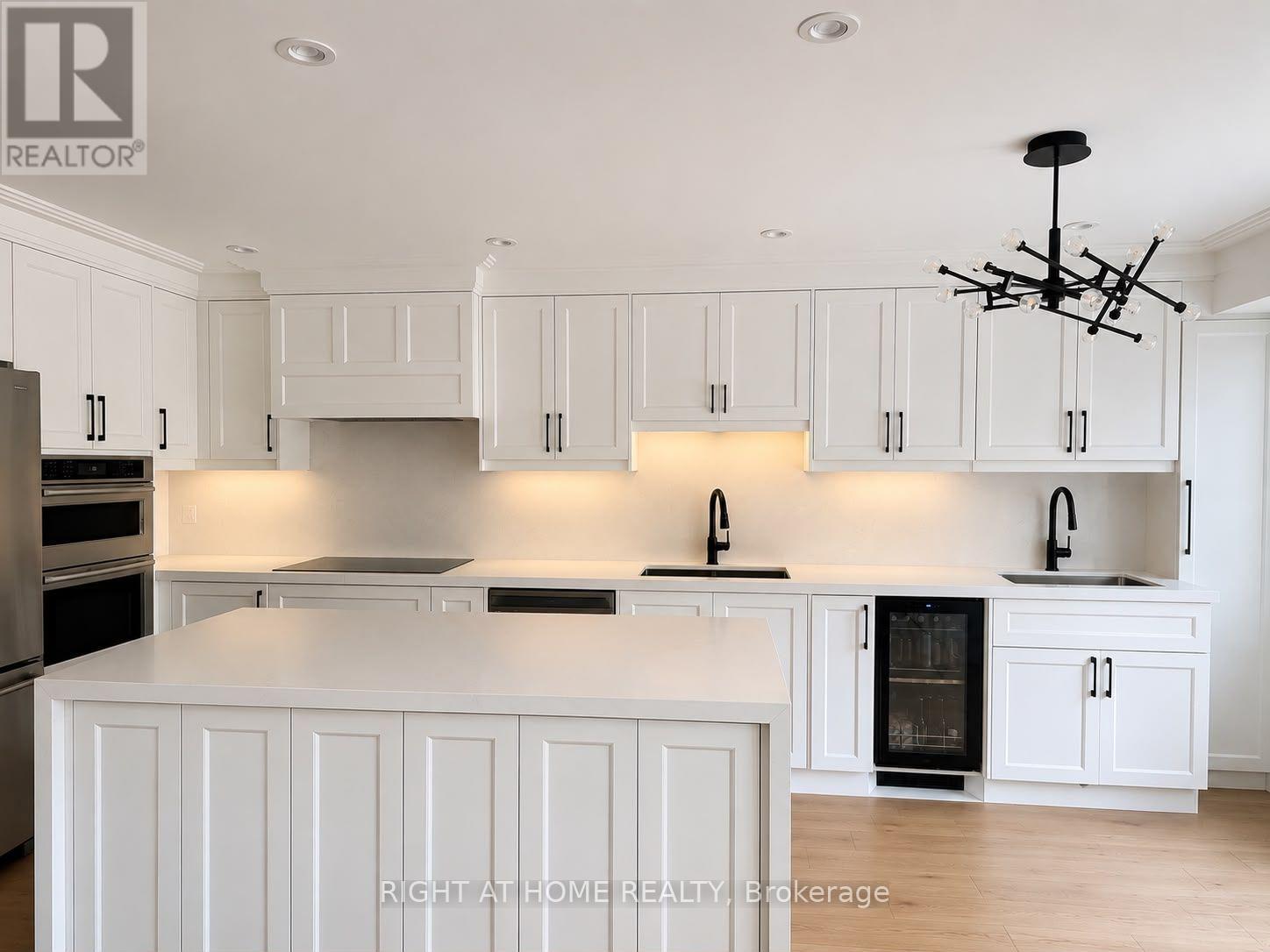 42 JESSICA GARDENS - Image 10