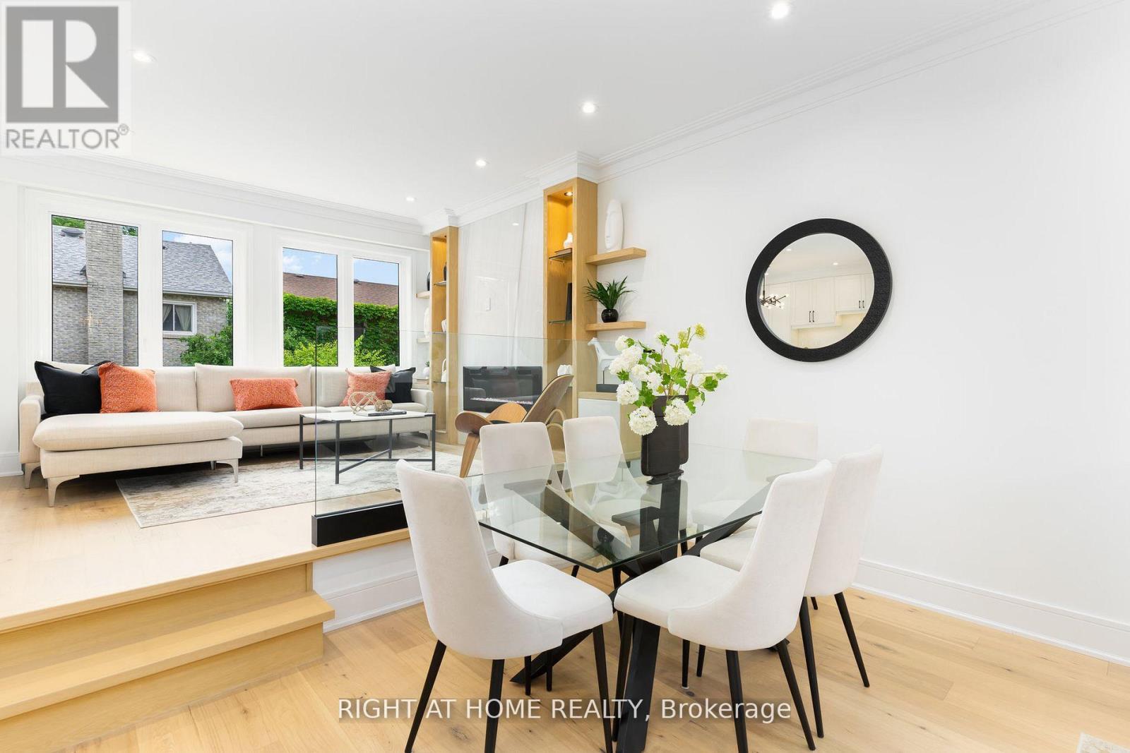 42 JESSICA GARDENS - 8