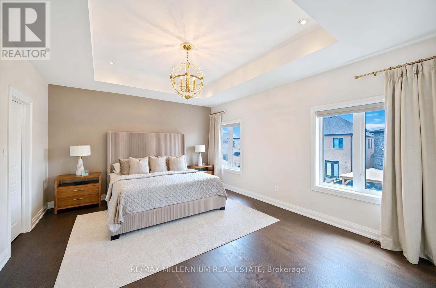 18 BOONE CRESCENT - 25